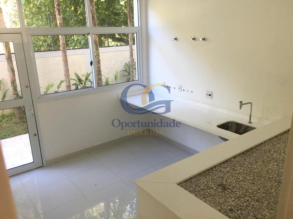 Casa em alvenaria GUARUJÁ - SP