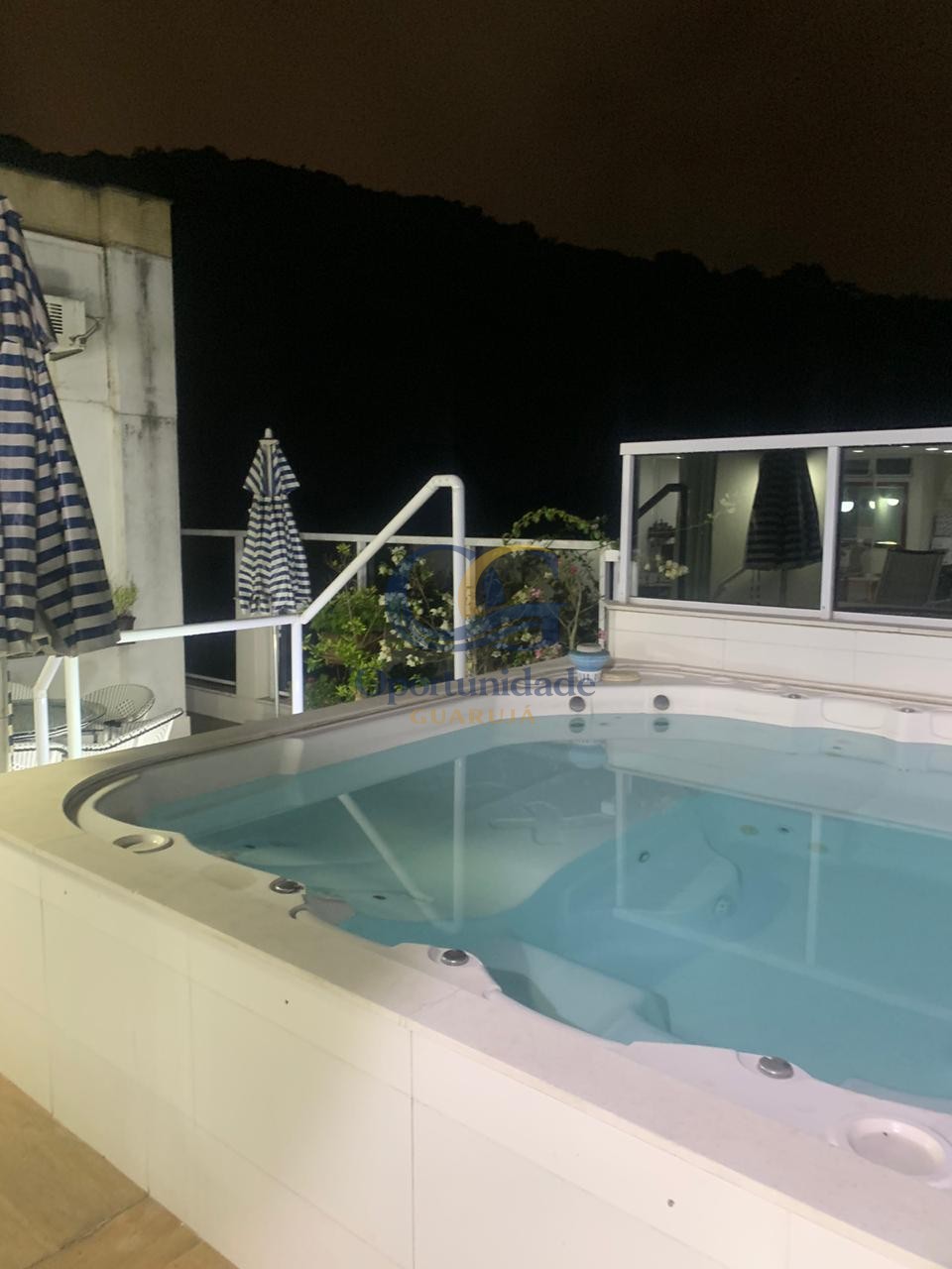 Apartamento GUARUJÁ - SP