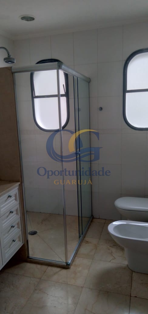 Apartamento Frente ao Mar nas Pitangueiras, Guarujá - SP