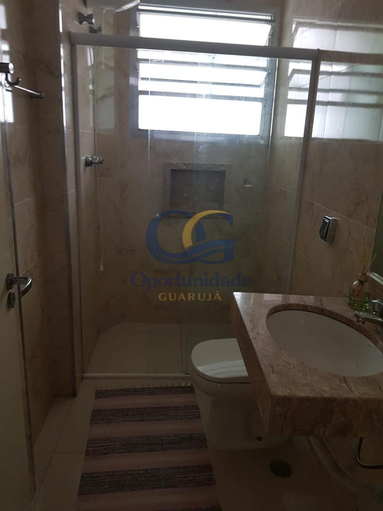 Apartamento na Praia das Pitangueiras, Guarujá - SP