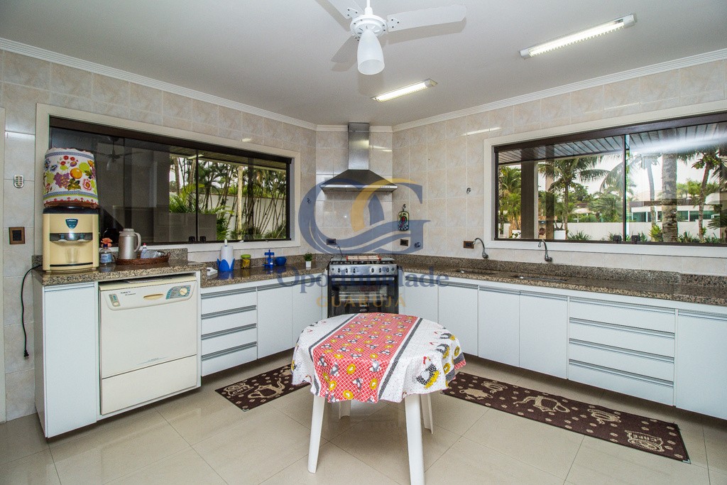 Casa em alvenaria GUARUJÁ - SP