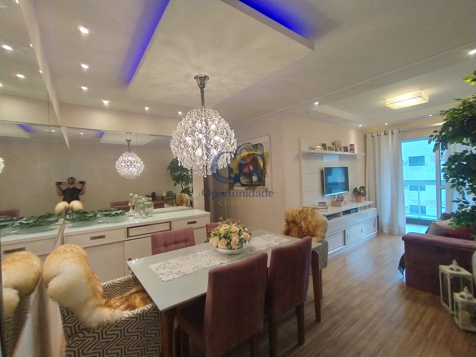 Apartamento na Praia das Astúrias, Guarujá - SP