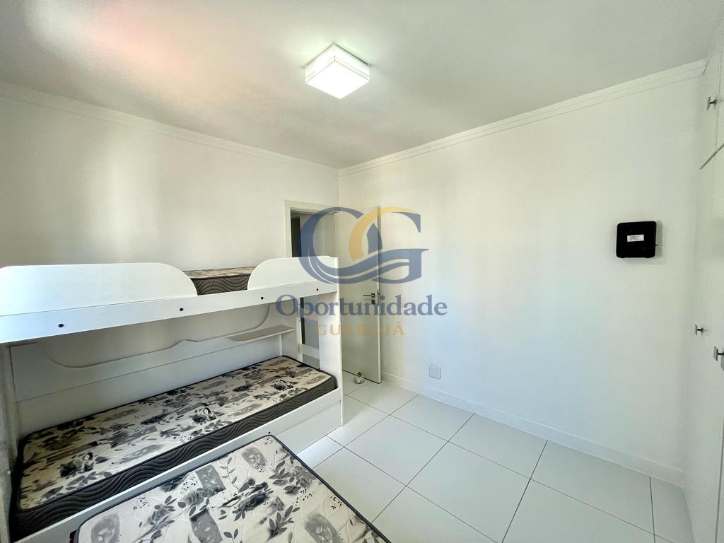 Apartamento na Praia das Pitangueiras, Guarujá - SP