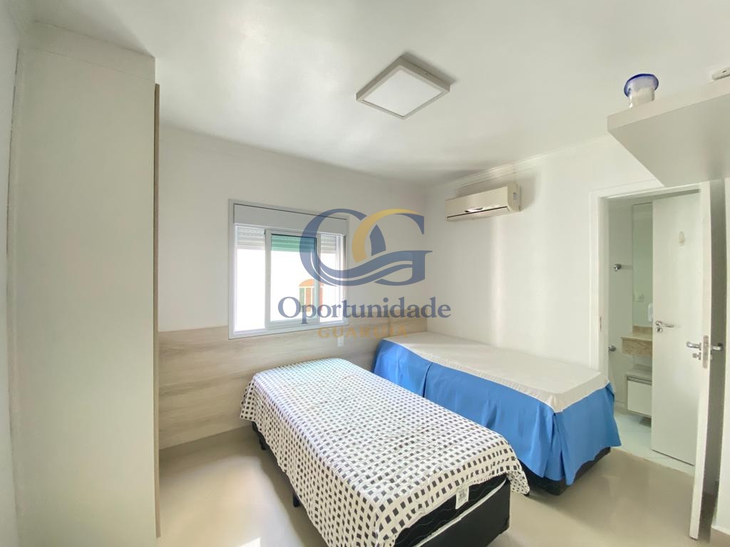 Apartamento na Praia das Pitangueiras, Guarujá - SP