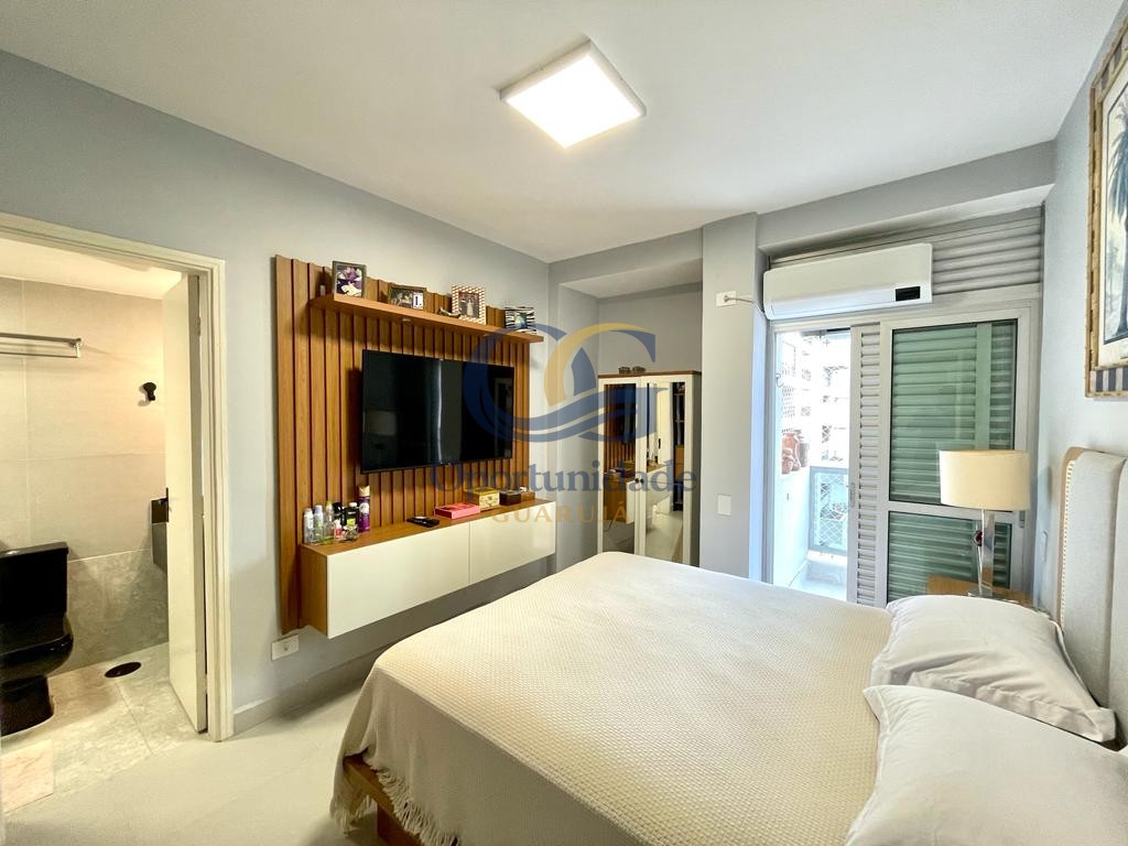 Apartamento na Praia das Pitangueiras, Guarujá - SP