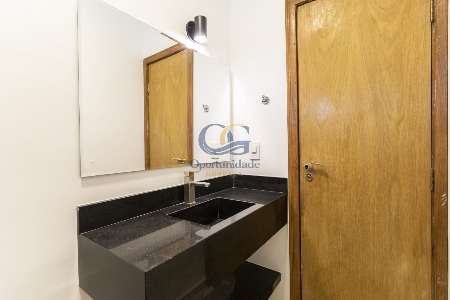 Apartamento GUARUJÁ - SP