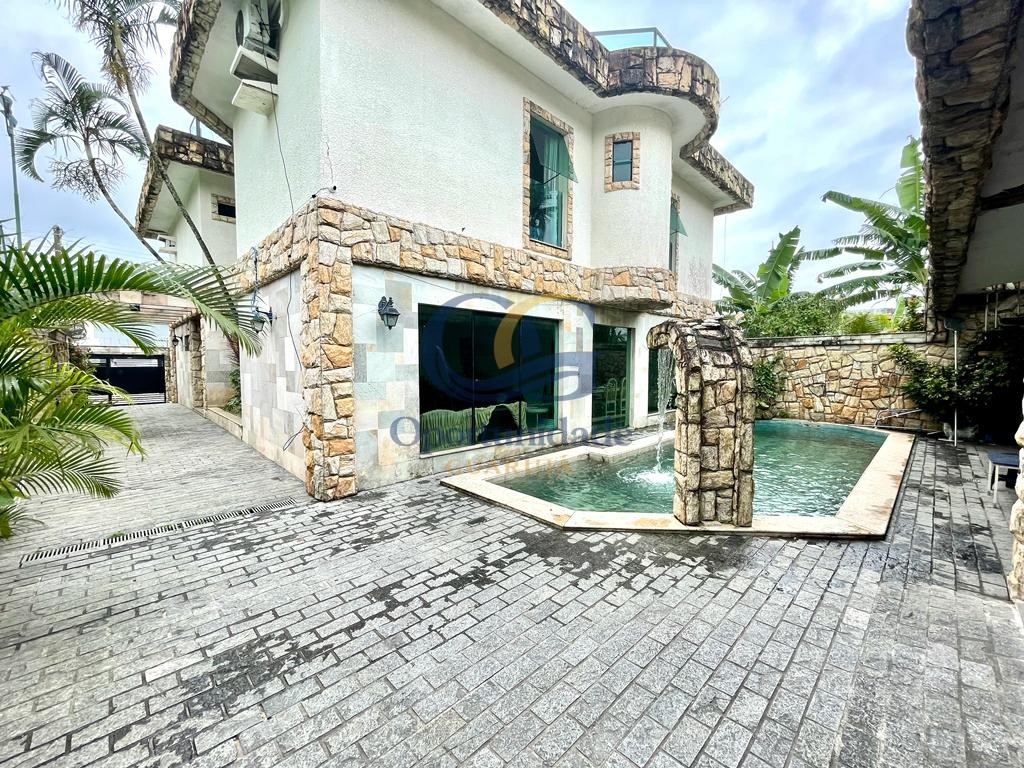 Casa em alvenaria GUARUJÁ - SP