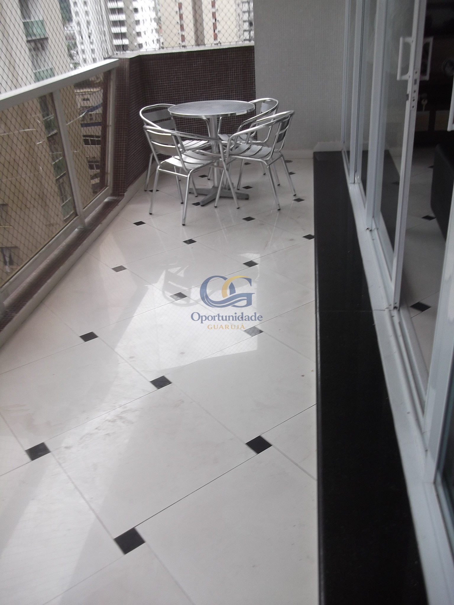 Apartamento GUARUJÁ - SP