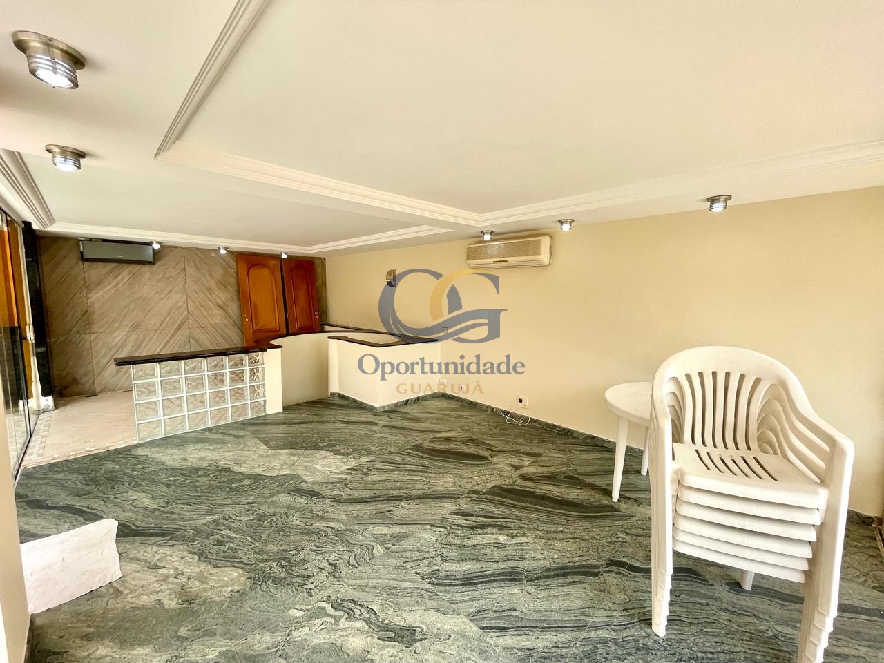 Apartamento GUARUJÁ - SP