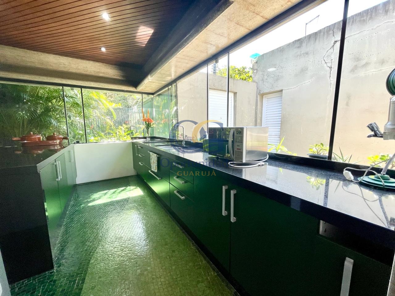 Casa em alvenaria GUARUJÁ - SP