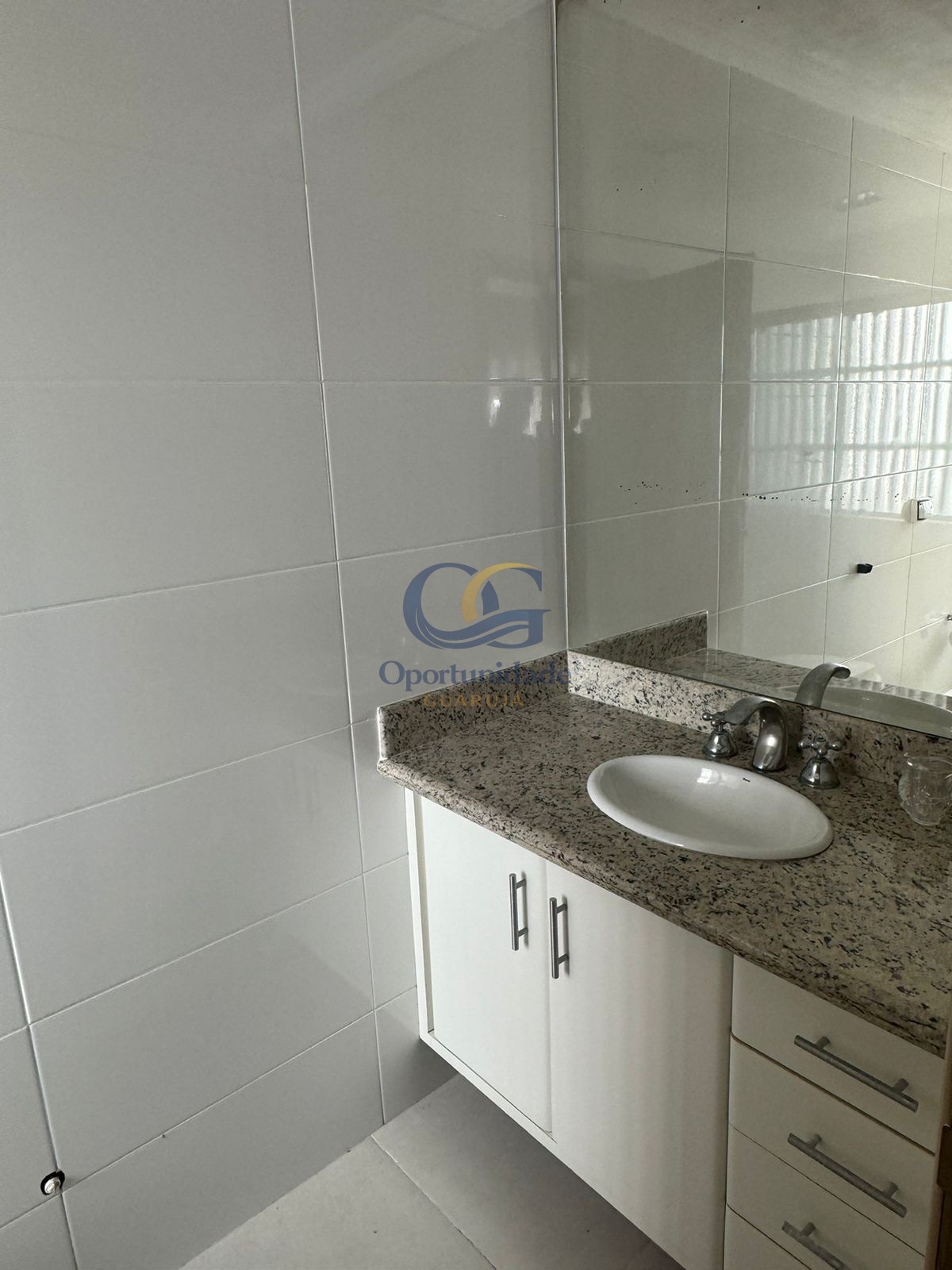 Apartamento GUARUJÁ - SP