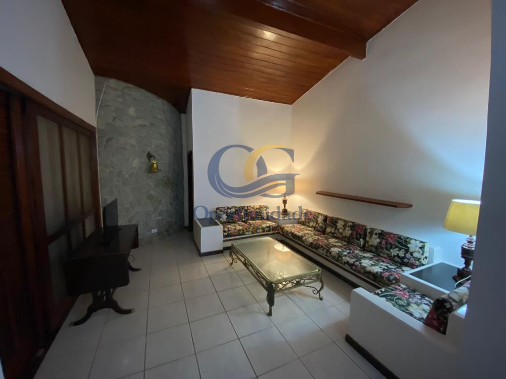 Casa em alvenaria na Praia da Enseada!