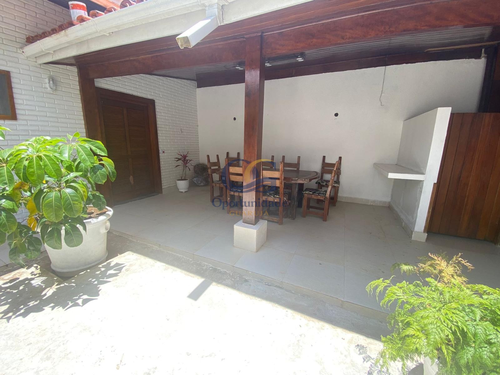 Casa em alvenaria na Praia da Enseada!