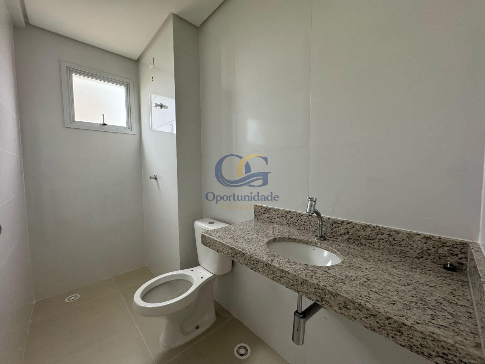 Apartamento GUARUJÁ - SP