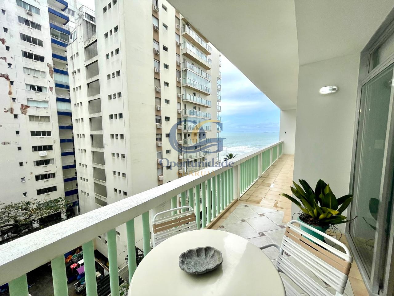 Apartamento GUARUJÁ - SP