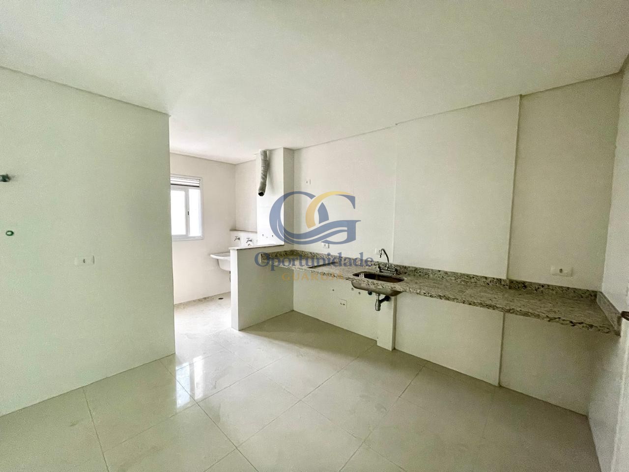 Apartamento GUARUJÁ - SP