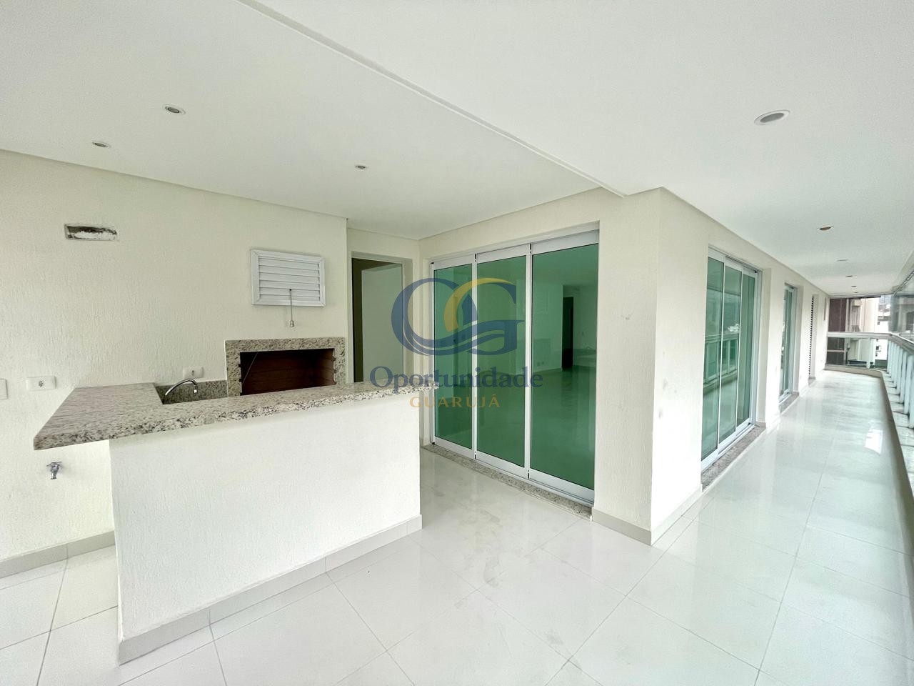 Apartamento GUARUJÁ - SP