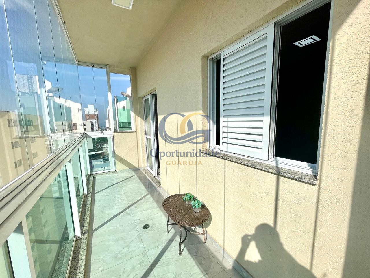 Apartamento GUARUJÁ - SP