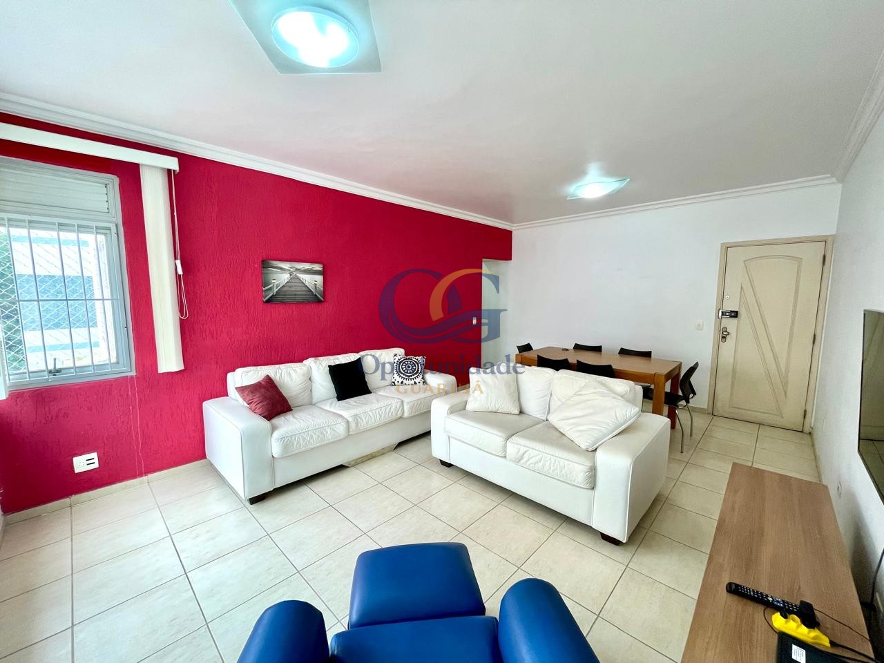 Apartamento na Praia das Pitangueiras, Guarujá - SP