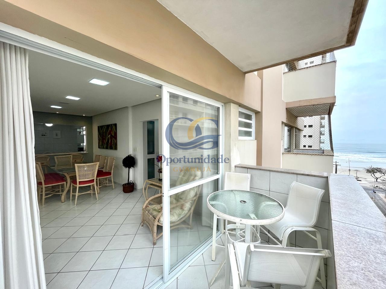 Apartamento GUARUJÁ - SP