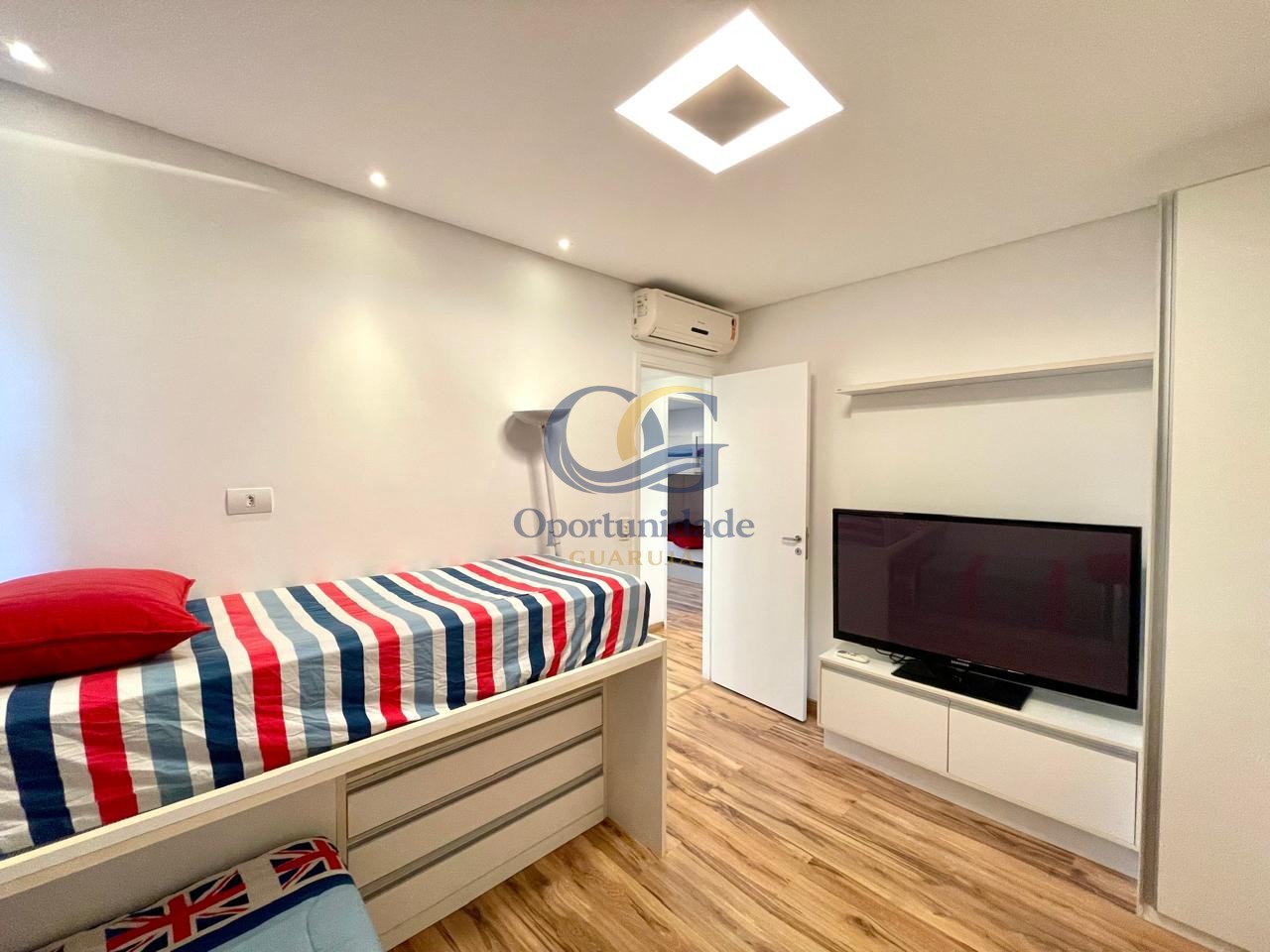 Apartamento GUARUJÁ - SP