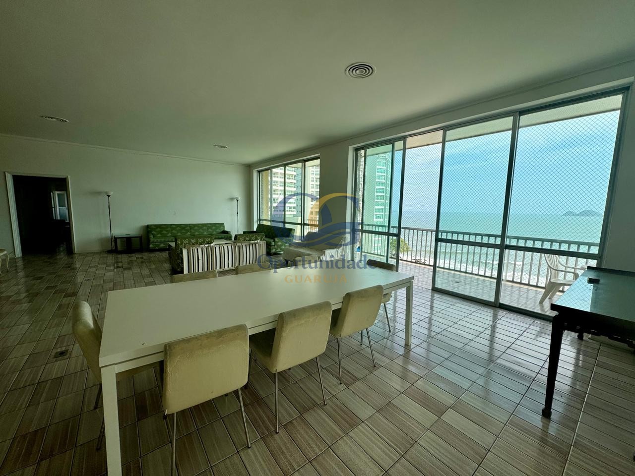 Apartamento GUARUJÁ - SP
