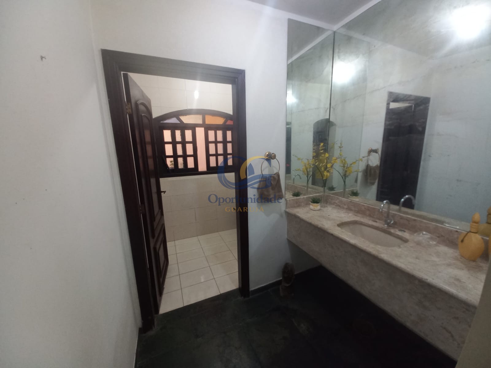 Casa em alvenaria GUARUJÁ - SP