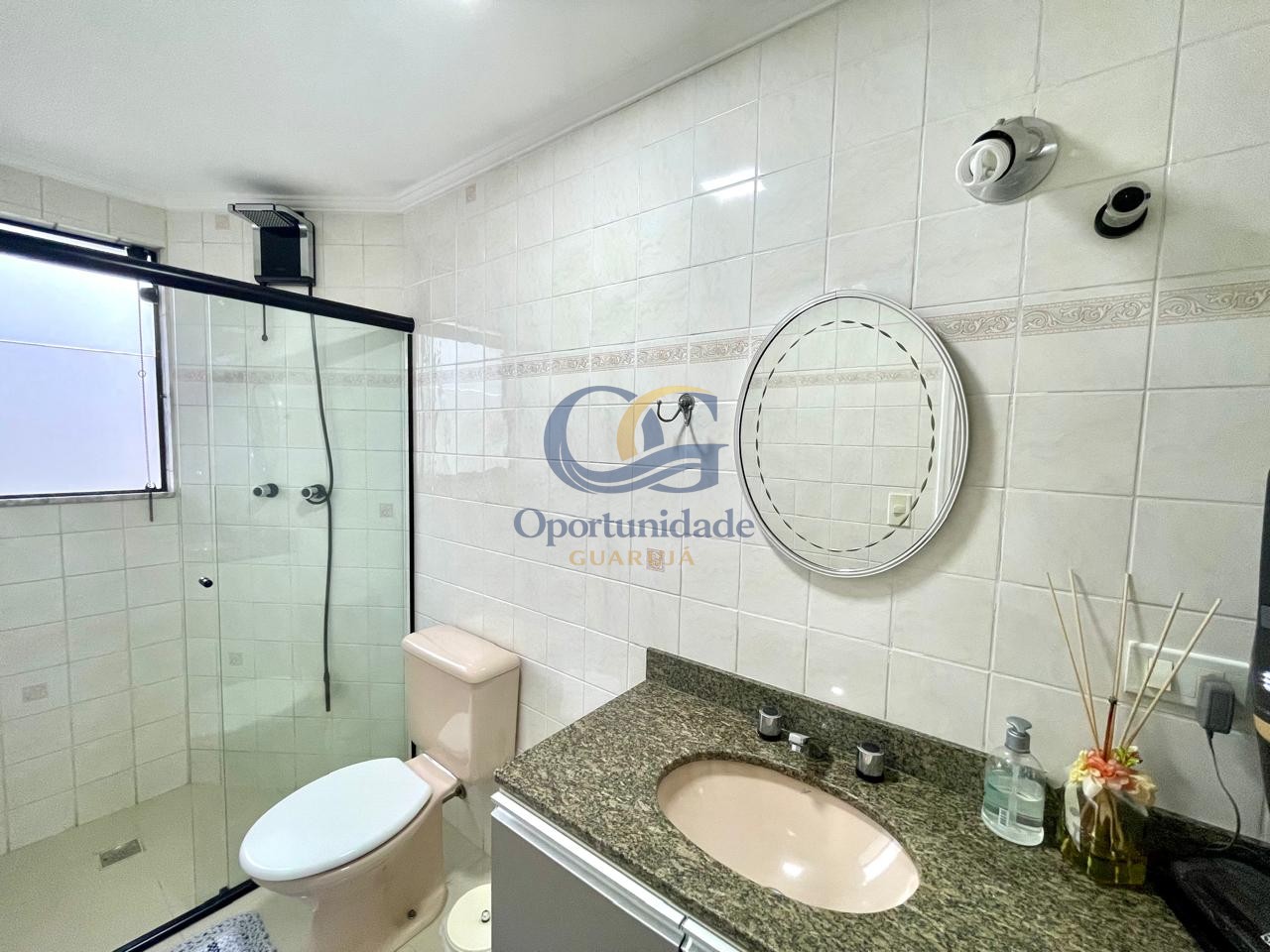 Apartamento GUARUJÁ - SP