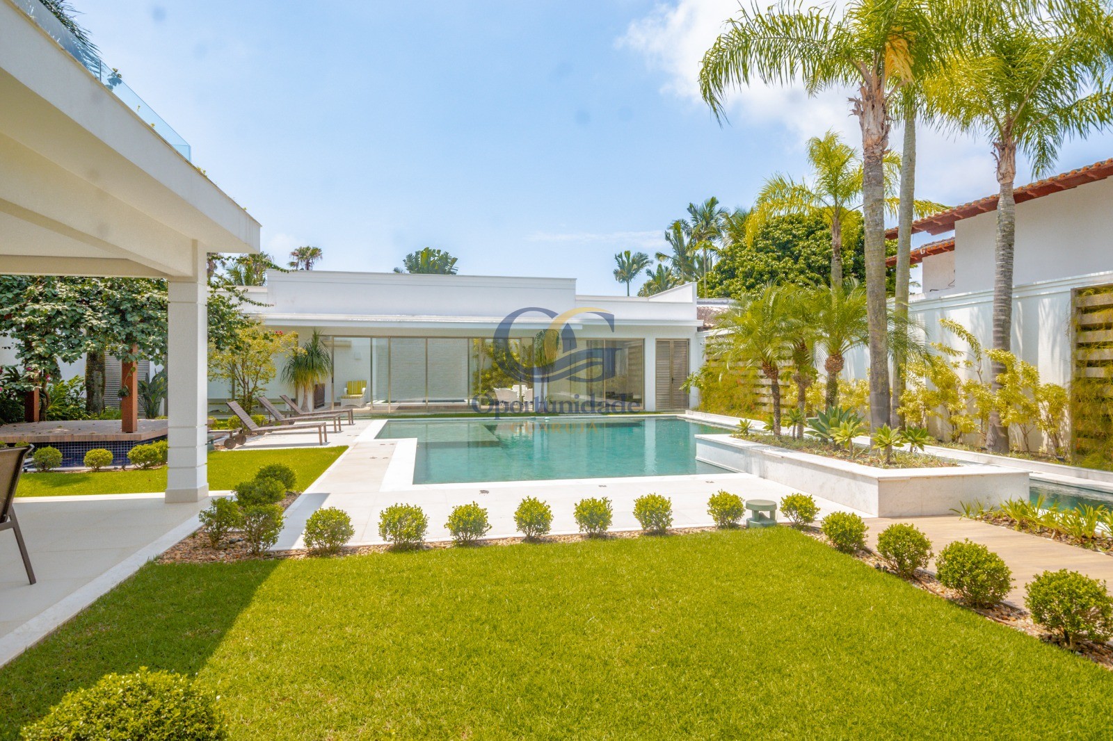 Casa em alvenaria GUARUJÁ - SP