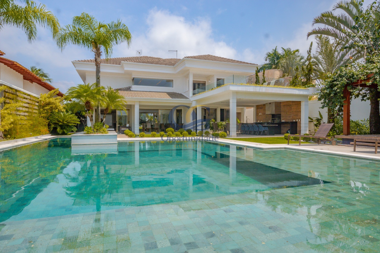 Casa em alvenaria GUARUJÁ - SP