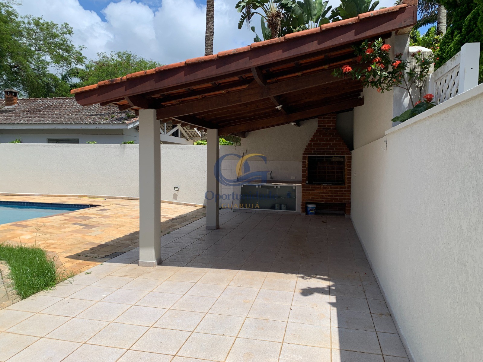 Casa em alvenaria GUARUJÁ - SP