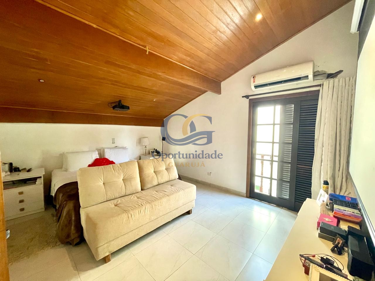 Casa em alvenaria GUARUJÁ - SP