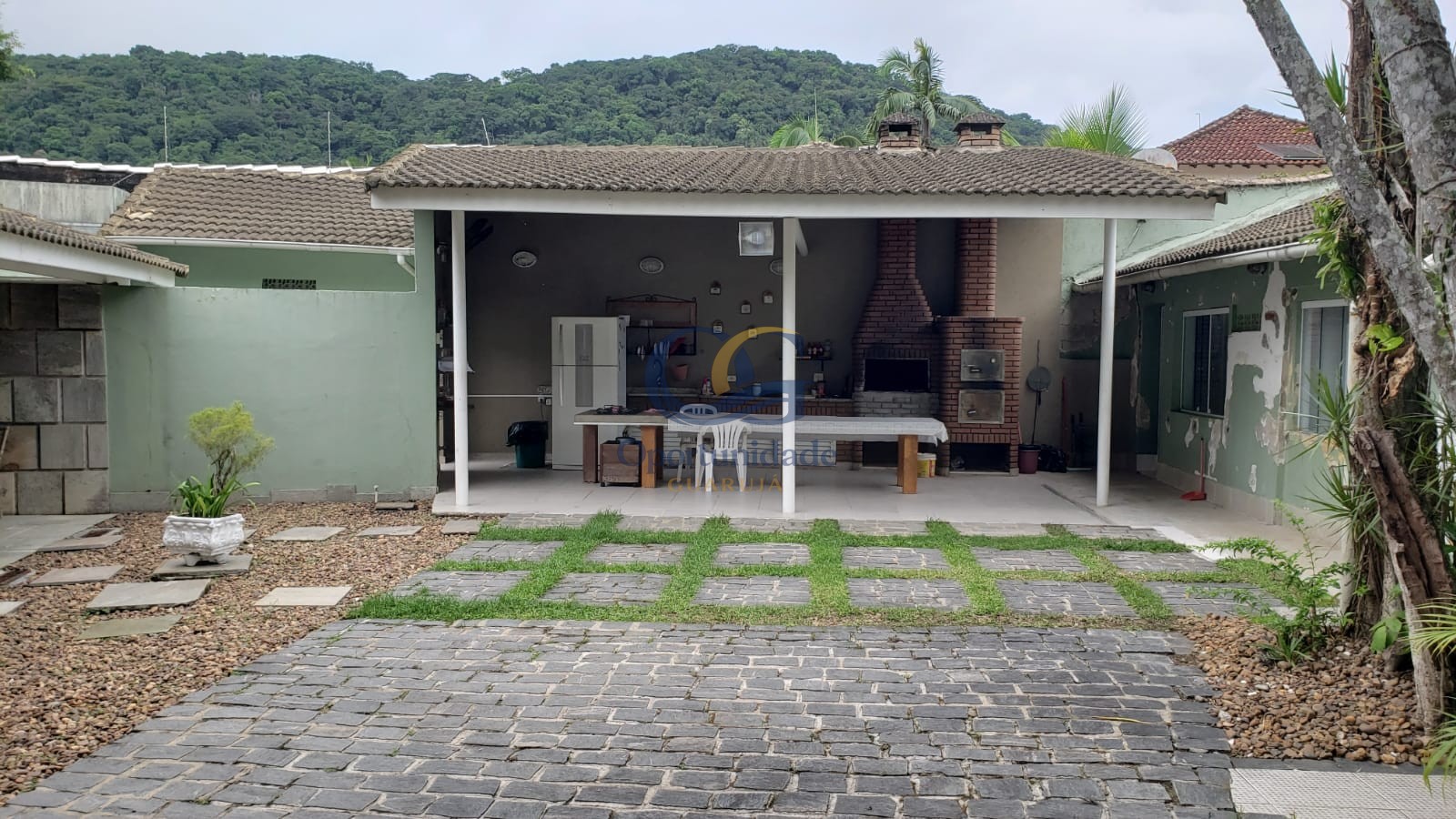 Casa em alvenaria GUARUJÁ - SP