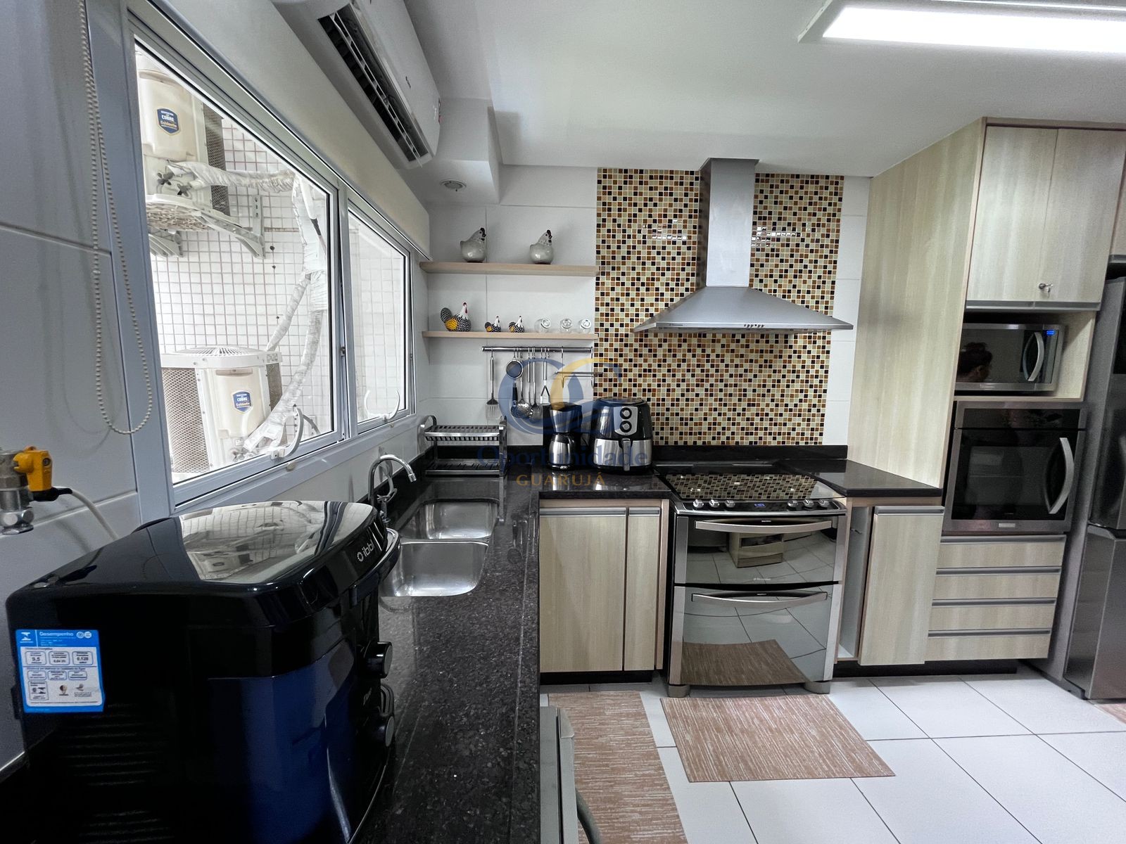 Apartamento Frente ao Mar, Praia da Enseada - GUARUJÁ - SP