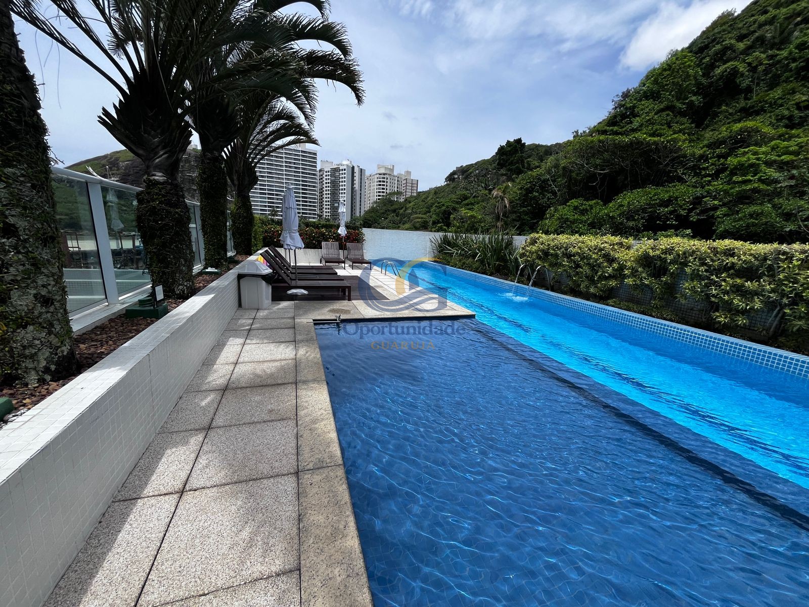 Apartamento Frente ao Mar, Praia da Enseada - GUARUJÁ - SP