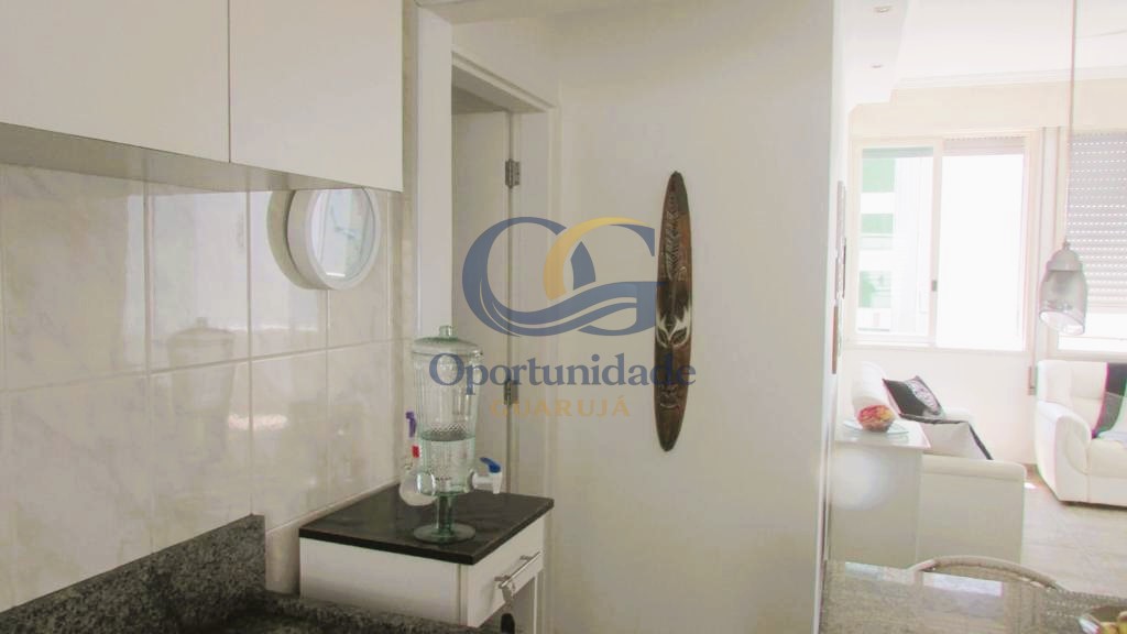 Apartamento na Praia das Pitangueiras, Guarujá - SP