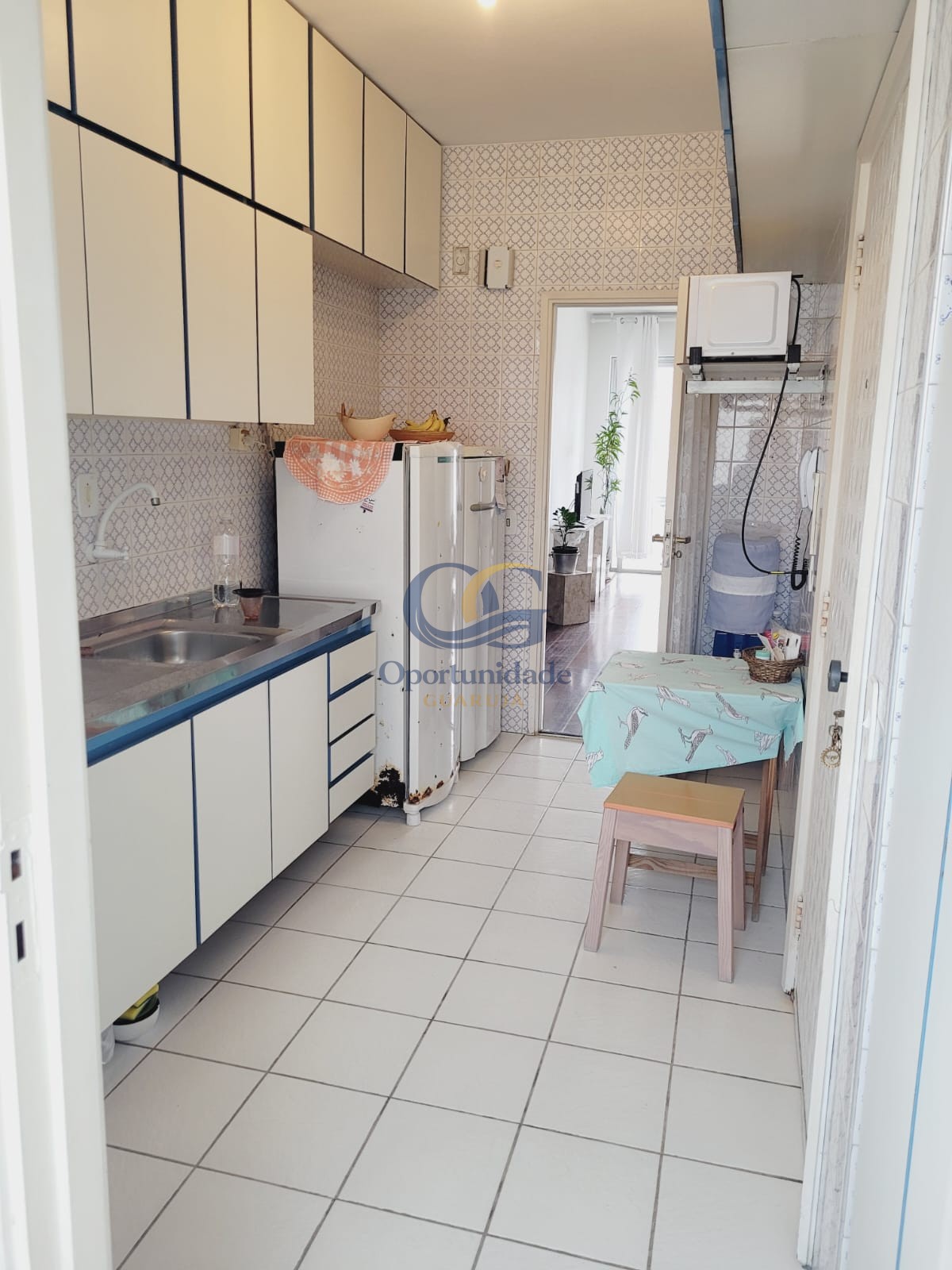Apartamento na Praia das Pitangueiras, Guarujá - SP