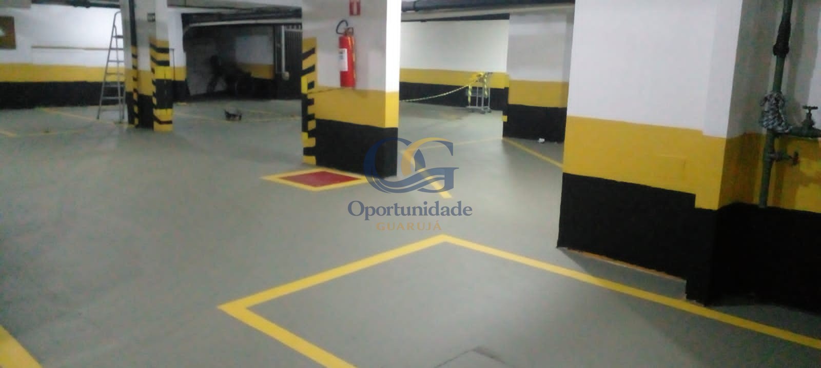 Apartamento na Praia das Astúrias, Guarujá - SP