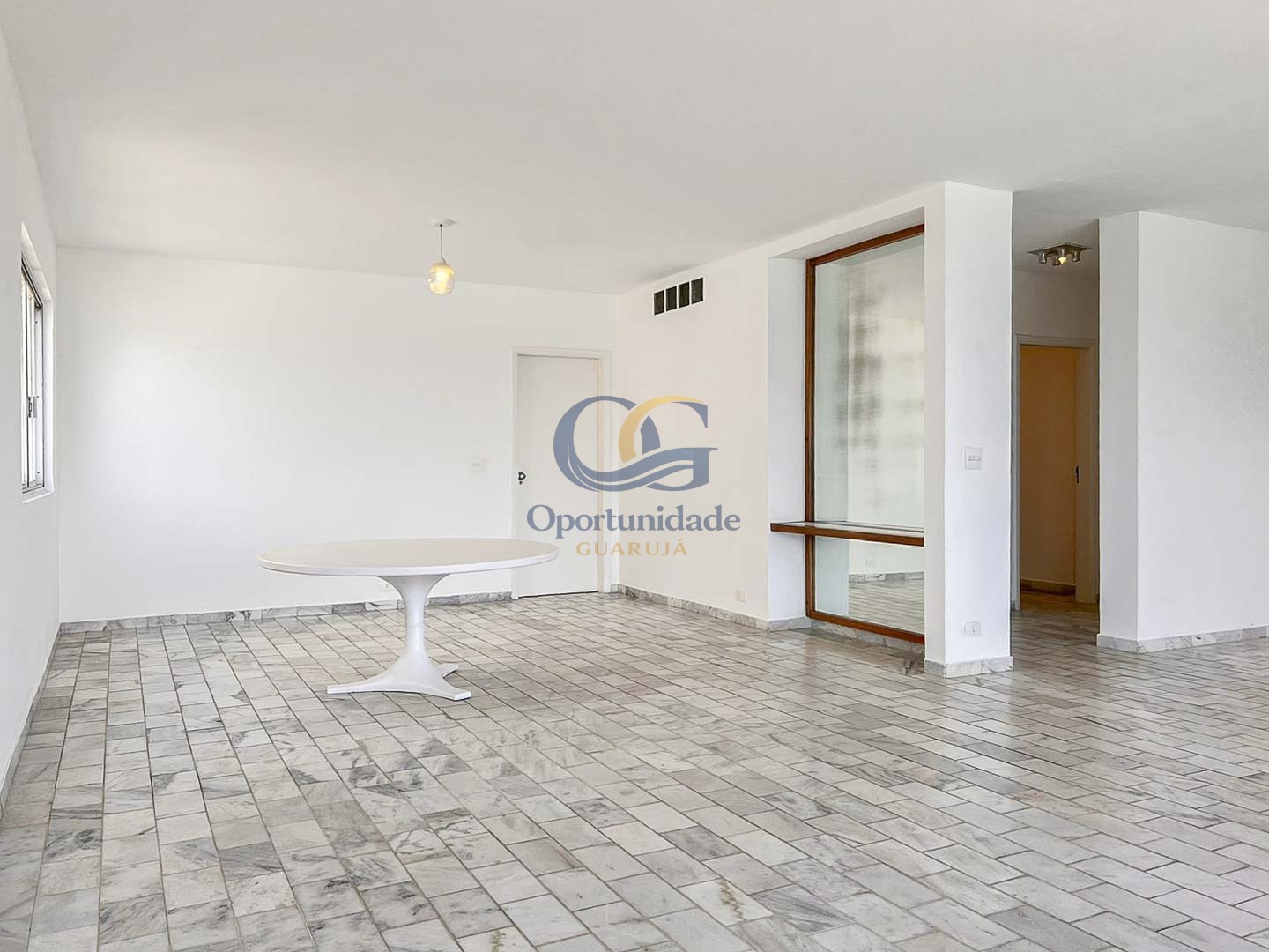 Apartamento GUARUJÁ - SP