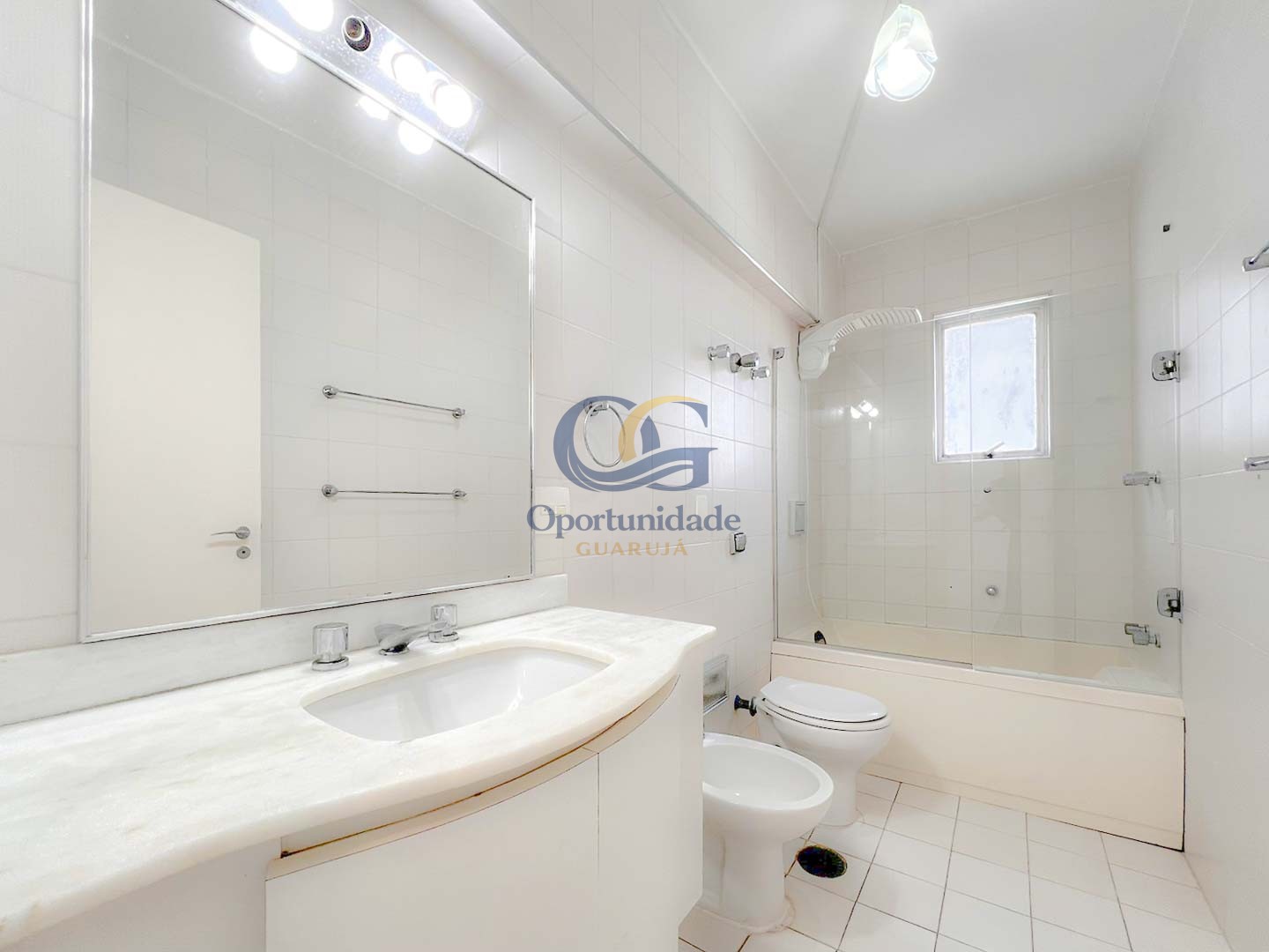 Apartamento GUARUJÁ - SP