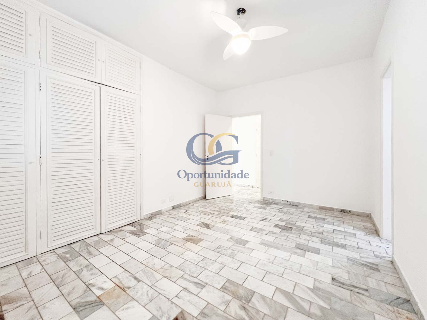 Apartamento GUARUJÁ - SP