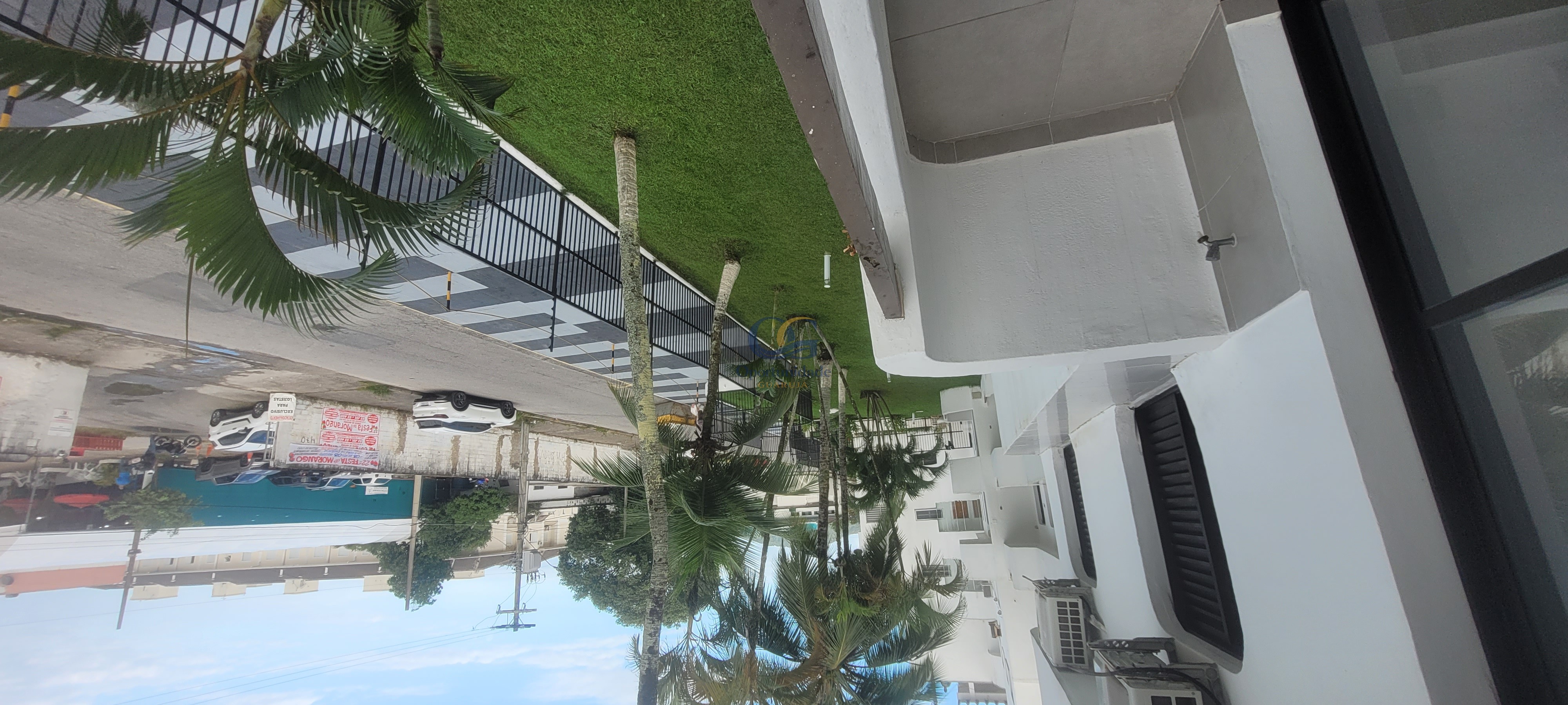 Apartamento à Venda na Praia da Enseada!