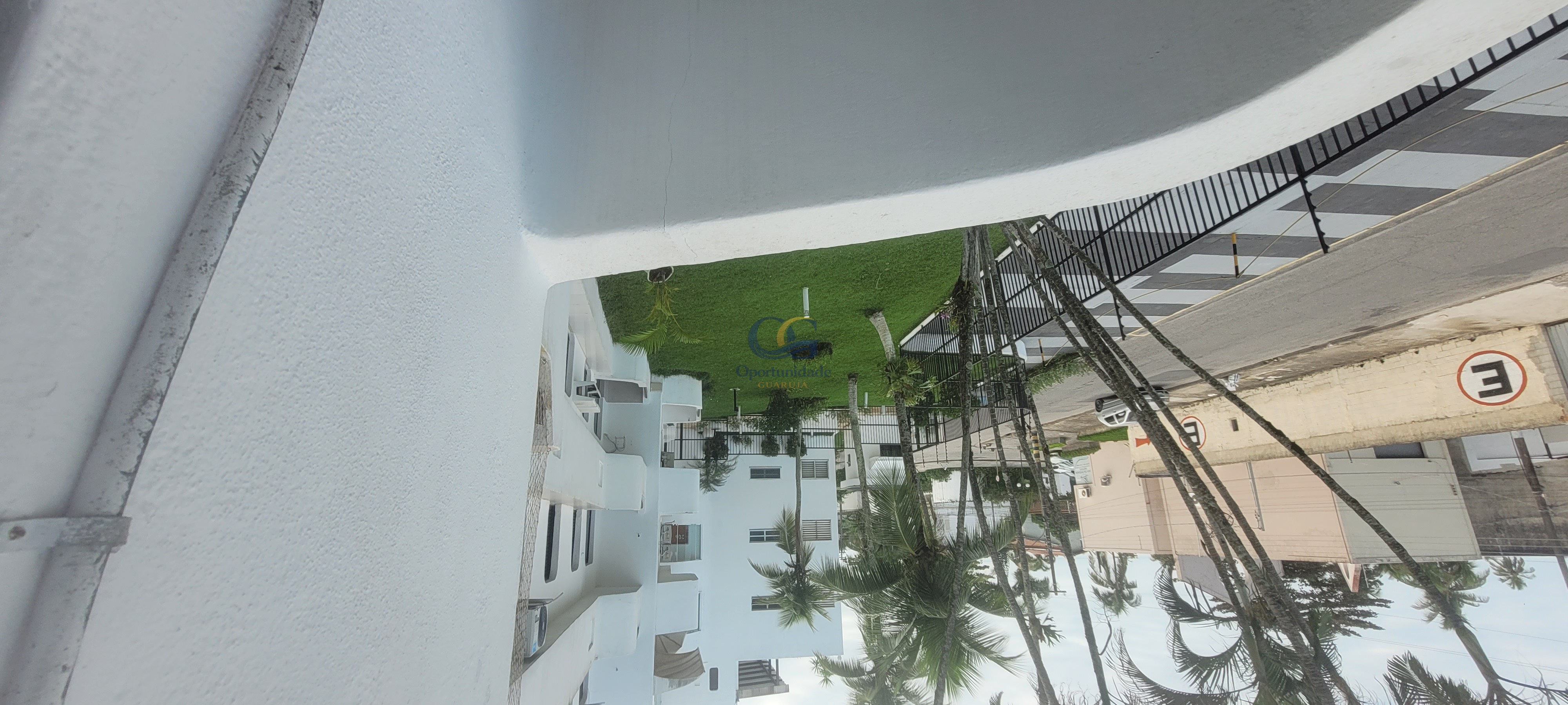 Apartamento à Venda na Praia da Enseada!