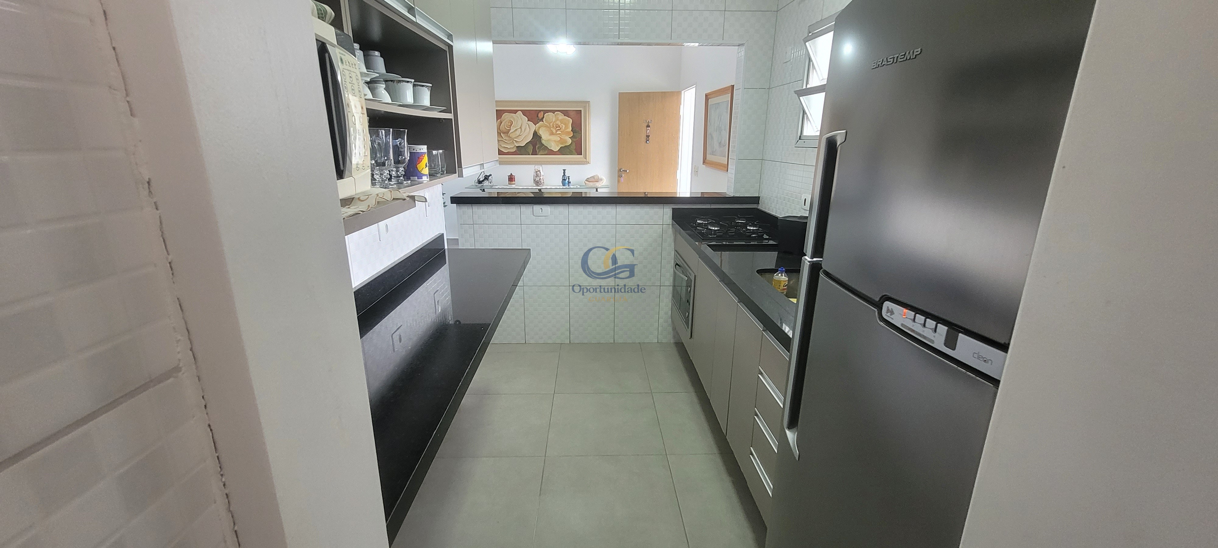 Apartamento à Venda na Praia da Enseada!