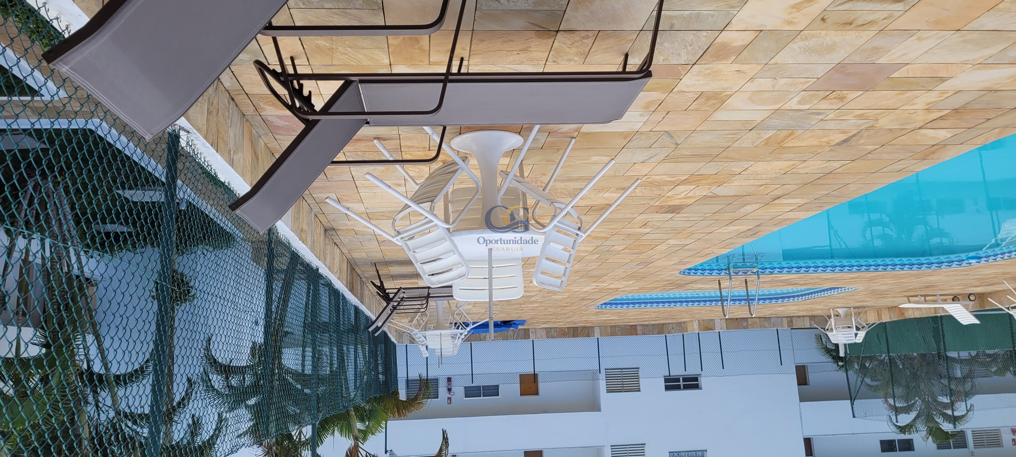 Apartamento à Venda na Praia da Enseada!