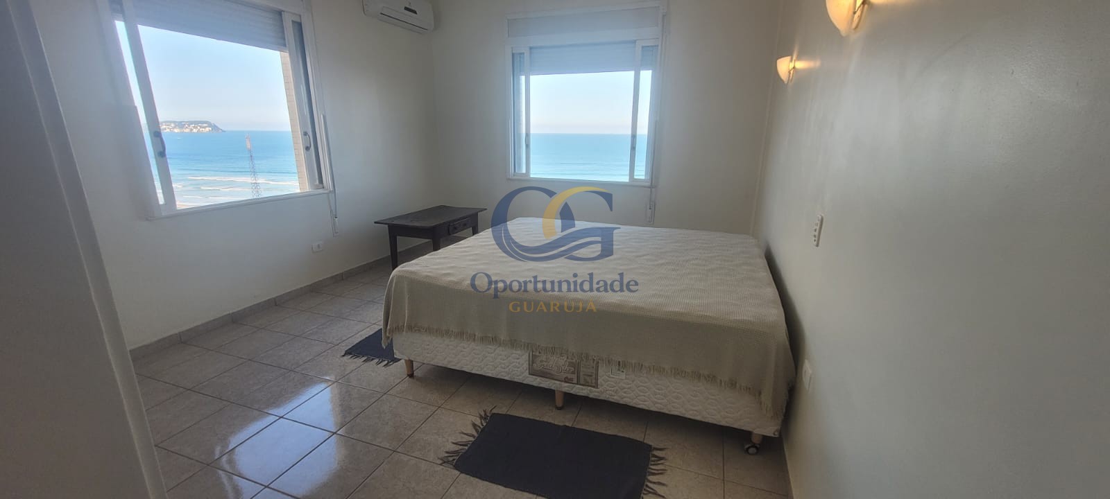 Apartamento Frente ao Mar nas Pitangueiras, Guarujá - SP