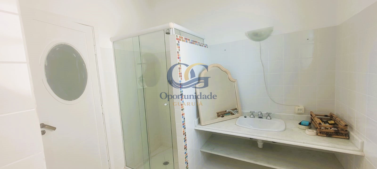 Apartamento Frente ao Mar nas Pitangueiras, Guarujá - SP