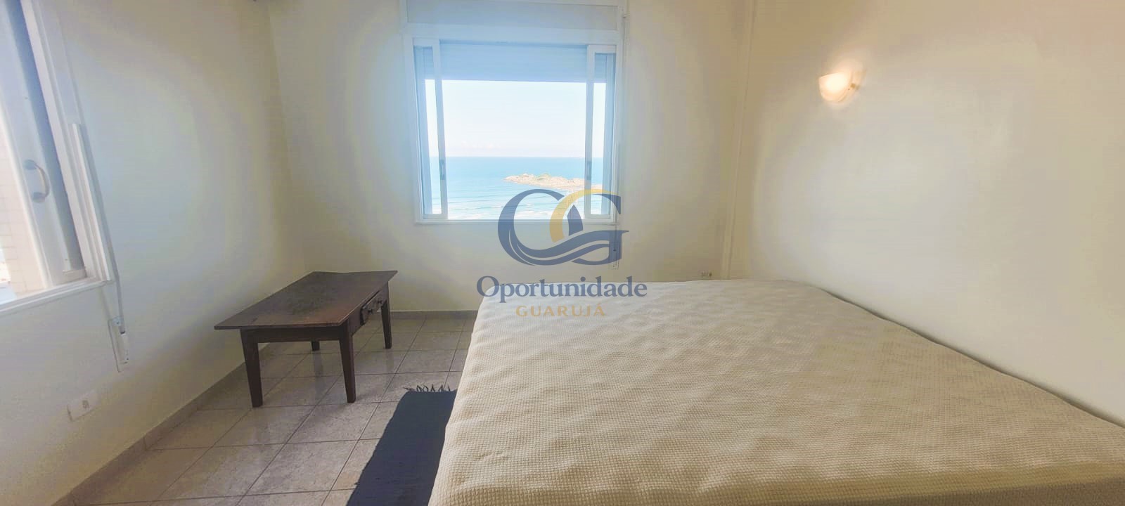 Apartamento Frente ao Mar nas Pitangueiras, Guarujá - SP