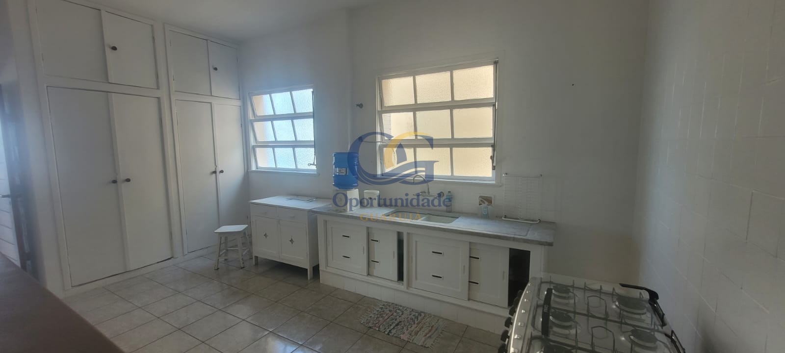 Apartamento Frente ao Mar nas Pitangueiras, Guarujá - SP