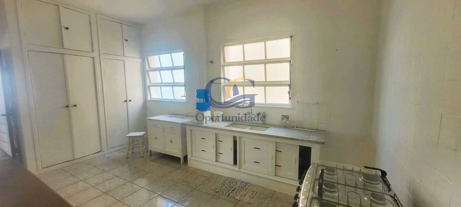 Apartamento Frente ao Mar nas Pitangueiras, Guarujá - SP